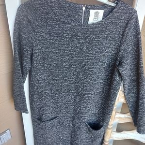 Lili's Closet black front pocket dress